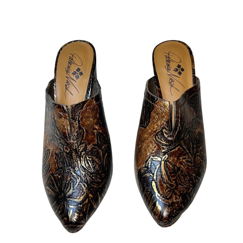 Patricia Nash Ruffina chocolate, metallic gold leaves slip-on mules women Sz 7
